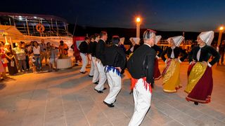 Etno večer s KUD Družina u Pagu Etno večer s KUD Družina u Pagu