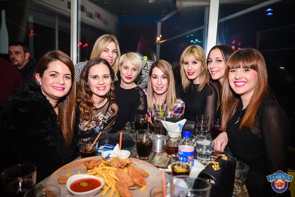 U Famous beach and grill baru Rockatansky bend proslavio je 20 godina djelovanja U Famous beach and grill baru Rockatansky bend proslavio je 20 godina djelovanja