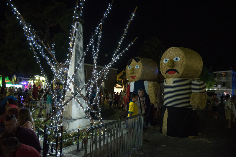 Dvadeset tisuća posjetitelja na Biogradskoj noći, foto: Vinko Pešić Dvadeset tisuća posjetitelja na Biogradskoj noći, foto: Vinko Pešić