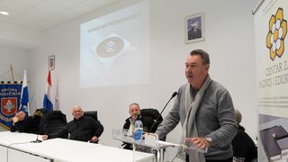 Sat povijesti o VRO Maslenica u Poličniku Sat povijesti o VRO Maslenica u Poličniku