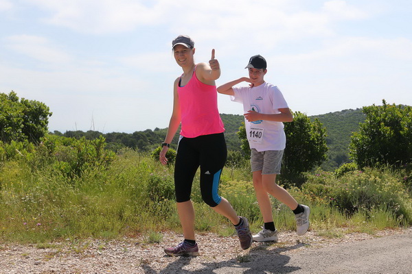 Gospodar OTOKA – uspon na Sv. Mihovil
(nedjelja, 29. svibnja 2016. godine)
Start: 09:30 h, u centru Preka (Park Vrulja)
Cilj: tvr Gospodar OTOKA – uspon na Sv. Mihovil
(nedjelja, 29. svibnja 2016. godine)
Start: 09:30 h, u centru Preka (Park Vrulja)
Cilj: tvr