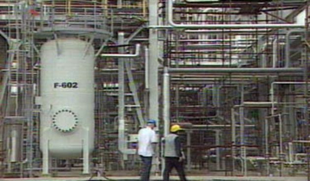 Rafinerija (Foto: HTV)