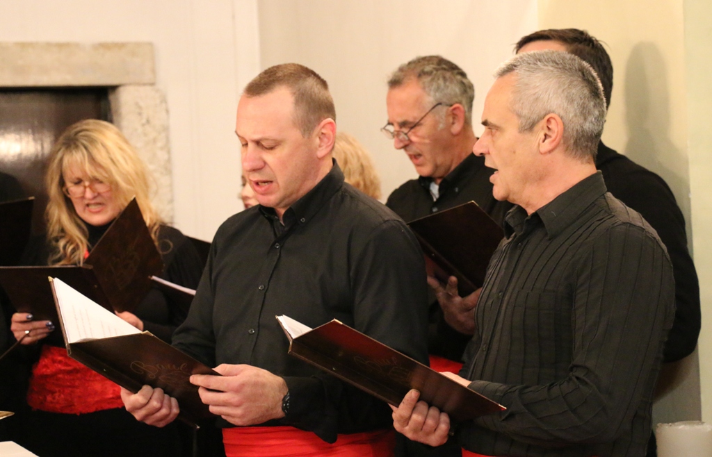 Tradicionalni klapski koncert na Viru