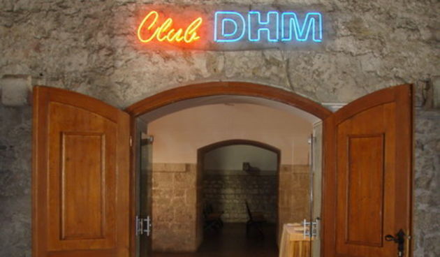 Dom hrvatske mladezi