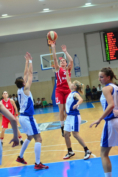 SC Višnjik, dvorana 3. Finale doigravanja za prvaka Hrvatske: ŽKK Zadar – ŽKK Medveščak 54-76 SC Višnjik, dvorana 3. Finale doigravanja za prvaka Hrvatske: ŽKK Zadar – ŽKK Medveščak 54-76