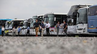 Stali autobusi, vozači upozorili: ‘Imamo 3800 kuna plaću i sad se svi čude što idemo van’ Stali autobusi, vozači upozorili: ‘Imamo 3800 kuna plaću i sad se svi čude što idemo van’