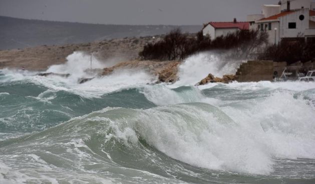 Orkanska bura u Ražancu