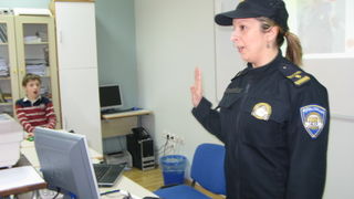 Image 936753 (auto) Image 936753 (auto)