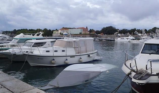 Na Branimirovoj obali potonula brodica