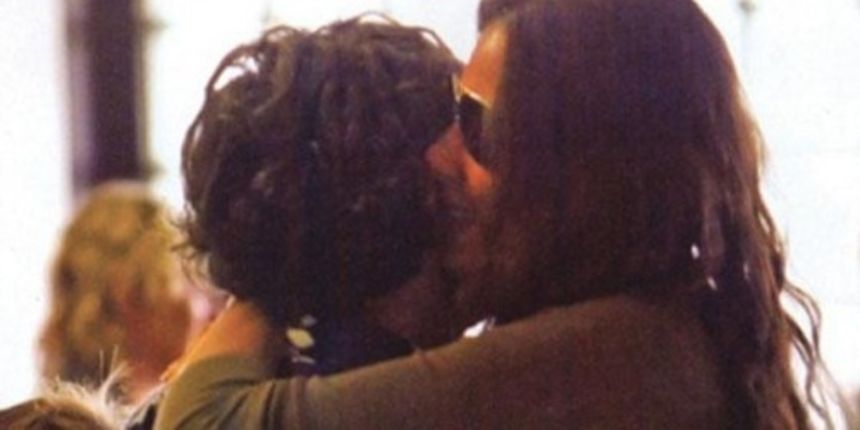 Brega u zagrljaju mla