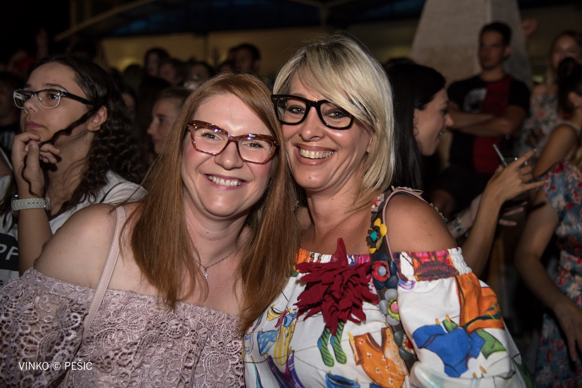 Severina oduševila nastupom na bazenu Ilirije u Biogradu na Moru