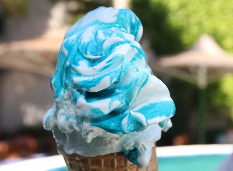 Tisno: Braća Adili napravili novi sladoled i nazvali ga Facebook, Photo: Dusko Jaramaz/PIXSELL