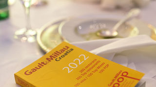 Po izboru gastronomskog vodiča Gault&Millau Croatia Ana Grgić Tomić najbolji chef godine Po izboru gastronomskog vodiča Gault&Millau Croatia Ana Grgić Tomić najbolji chef godine