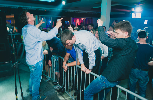 Zadarska večer s Ivicom Sikirićem Ićom u Hitch baru, 8.5.2015. (Foto: Ivan Toman) Zadarska večer s Ivicom Sikirićem Ićom u Hitch baru, 8.5.2015. (Foto: Ivan Toman)