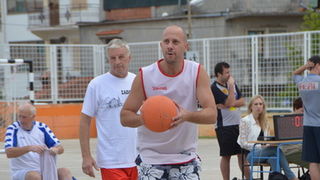 U povodu blagdana Kraljice Mira u Stanovima odigrana utakimica između veterana KK Zadar i Stanova, Foto: Iva Perinčić U povodu blagdana Kraljice Mira u Stanovima odigrana utakimica između veterana KK Zadar i Stanova, Foto: Iva Perinčić