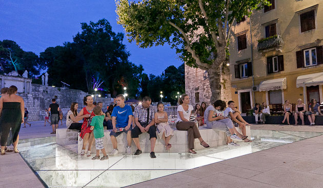 Festival Zadar classic open air na trgu Petra Zoranića, sopranistica Nela Šarić i pijanistica Blanka Aždajić Medić, foto: Darko Belančić