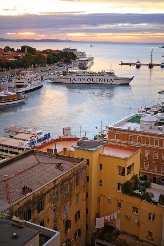 Kišni ponedjeljak, prvi dan rujna, ipak je završio lijepim smirajem nad Zadarskim kanalom, Foto: Filip Brala/PIXSELL Kišni ponedjeljak, prvi dan rujna, ipak je završio lijepim smirajem nad Zadarskim kanalom, Foto: Filip Brala/PIXSELL
