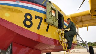 Dva Canadiara stigla u Genovu