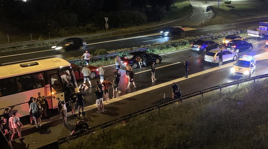 torcida policija autocesta torcida policija autocesta