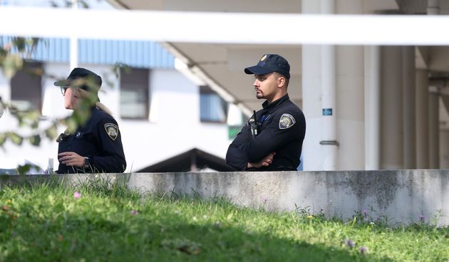 KBC Zagreb, policija radi očevid na mjestu pogibije Ante Ćorušića KBC Zagreb, policija radi očevid na mjestu pogibije Ante Ćorušića