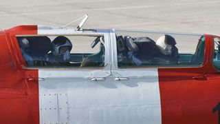 Vježbe pilota borbenih MIG-ova Vježbe pilota borbenih MIG-ova