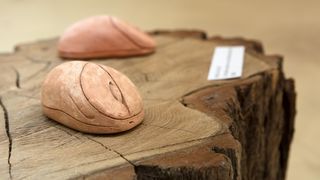 Izložbom ”Pičkin dim” 80 umjetnika uputilo tihi prosvjed protiv cenzure umjetnosti Izložbom ”Pičkin dim” 80 umjetnika uputilo tihi prosvjed protiv cenzure umjetnosti