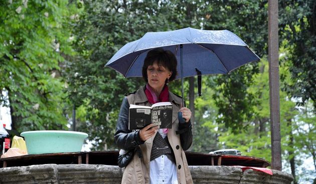 Noć knjige – Čitanje poezije u parku, foto: Iva Perinčić