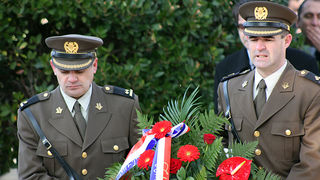 Image 1040189 (auto)