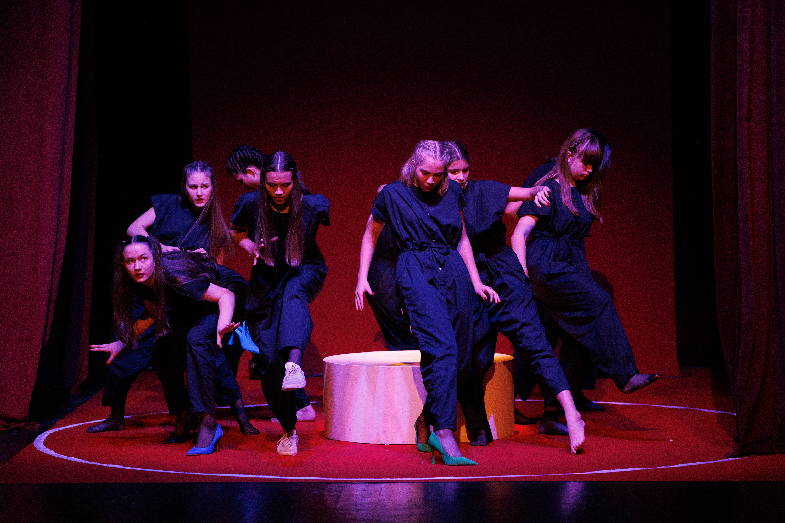 Igrajmo se: Zabranjeno mlađima od 15 strana A