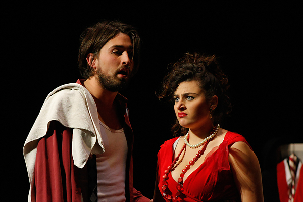 Zadarska Noć kazališta – “Teštament” (foto:Saša Čuka) Zadarska Noć kazališta – “Teštament” (foto:Saša Čuka)