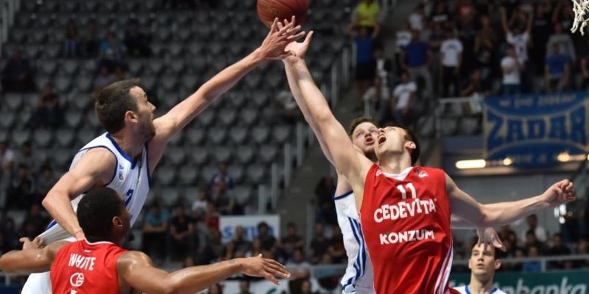 Dvorana Krešimir Ćosić: 5. kolo A-1 lige za prvaka: KK Zadar – KK Cedevita 57-67. Photo: Dino Stanin/PIXSELL