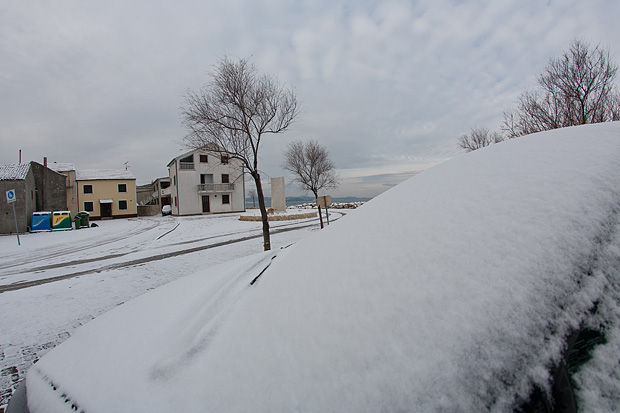 Snijeg u Bibinjama 3. veljače 2012, Foto: Leo Banić