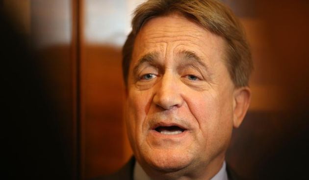 Gradonačelnik Zadra Božidar Kalmeta dao je izjavu medijima povodom proširenja USKOK-ove istrage vezane za aferu Remorker. Photo: Filip Brala/PIXSELL