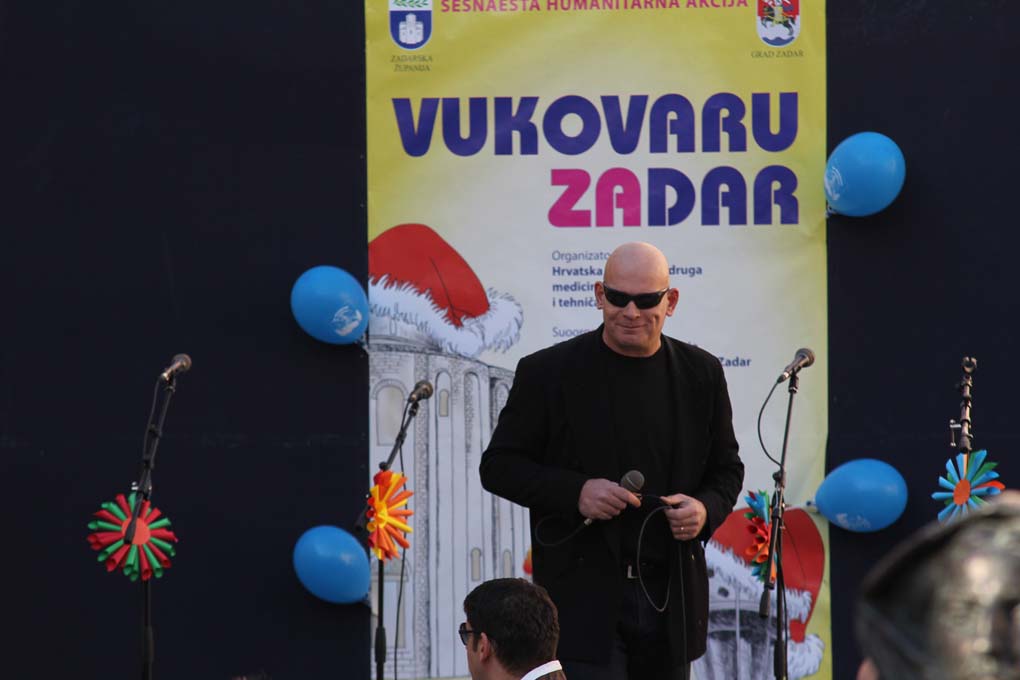 Vukovaru ZaDar na Narodnom trgu, foto: Iva Perinčić Vukovaru ZaDar na Narodnom trgu, foto: Iva Perinčić