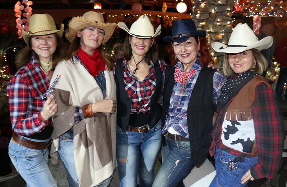 Virski karneval & maškare 2016: portreti virskih maškara Virski karneval & maškare 2016: portreti virskih maškara