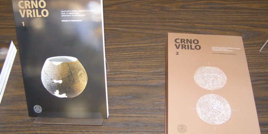 Predstavljena knjiga Brunislava Marijanovica o arheoloskom nalazistu Crno Vrilo (foto Nikola Turcinov) Predstavljena knjiga Brunislava Marijanovica o arheoloskom nalazistu Crno Vrilo (foto Nikola Turcinov)