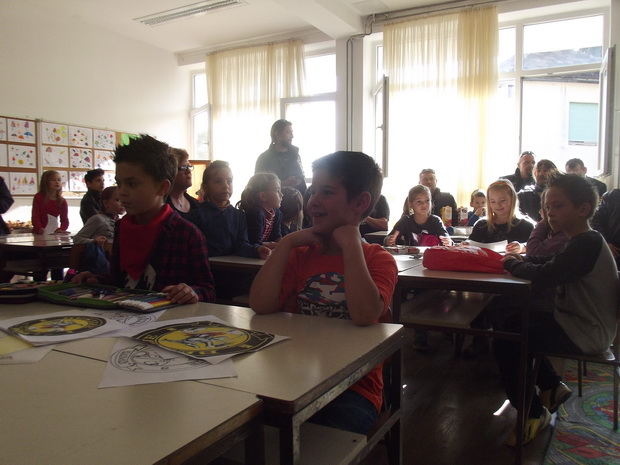 “Beštije” posjetile OŠ Šimuna Kožičića Benje “Beštije” posjetile OŠ Šimuna Kožičića Benje