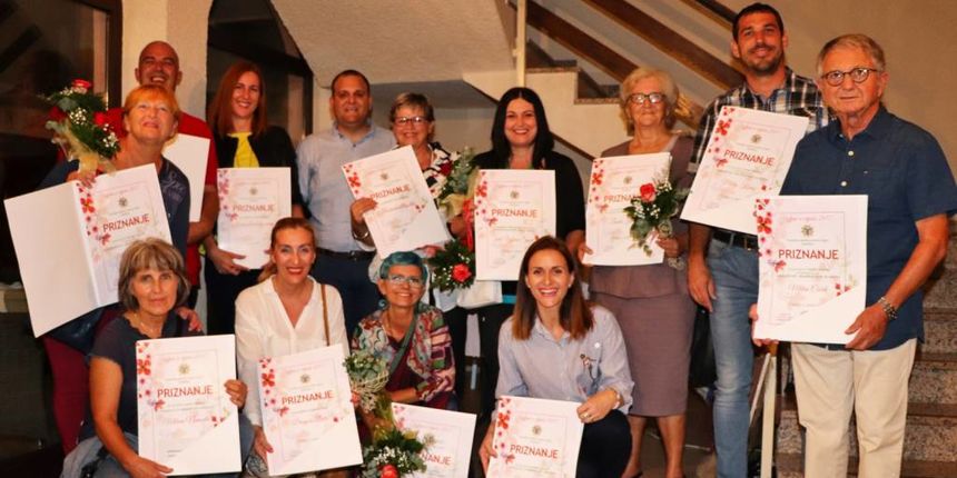 Nagrađeni u akciji Ugljan u cvijeću 2017 Nagrađeni u akciji Ugljan u cvijeću 2017