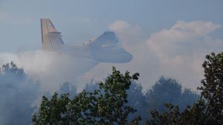 Zračne i kopnene snage gase požar kod Kožina Zračne i kopnene snage gase požar kod Kožina
