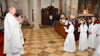 Sakrament Prve pričesti u katedrali sv. Stošije, foto- Iva Perinčić
