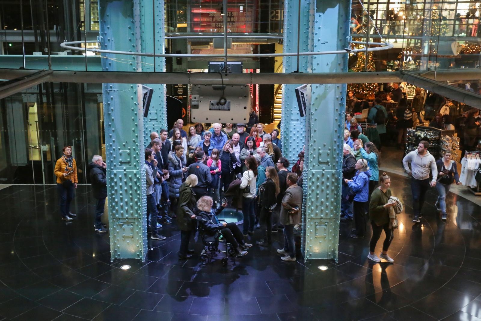 Dublin: Guinness Storehouse jedna je od najposjećenijih turističkih atrakcija Dublin: Guinness Storehouse jedna je od najposjećenijih turističkih atrakcija