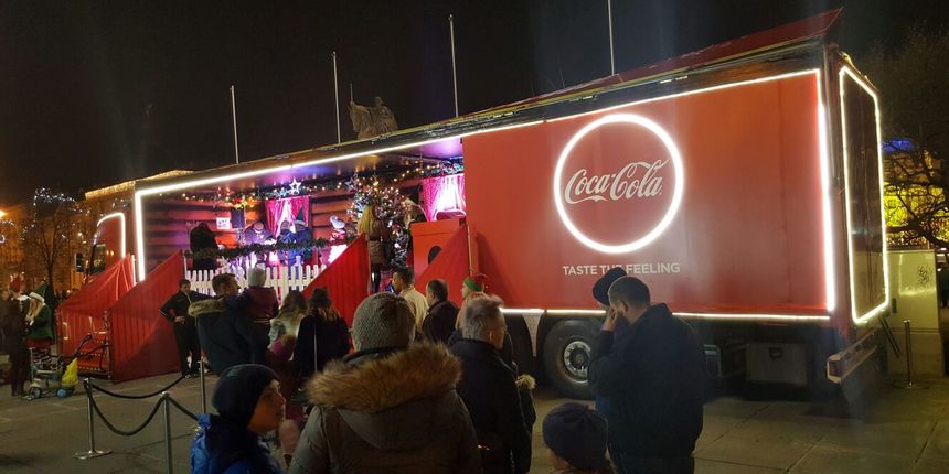 Kamion Djeda Mraza, Coca colin bozicni kamion Kamion Djeda Mraza, Coca colin bozicni kamion