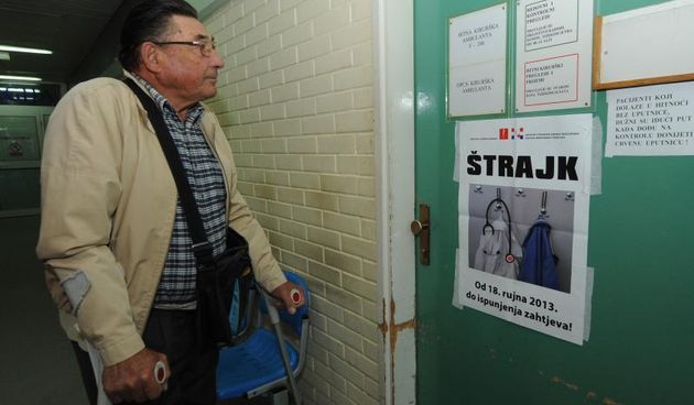 18.09.2013., Sibenik – Nakon propalog dogovora izmedju Ministarstva zdravlja i sindikata, lijecnici i medicinsko osbolje pokrenuli su strajk u bolnicama. Photo: Hrvoje Jelavic/PIXSELL
