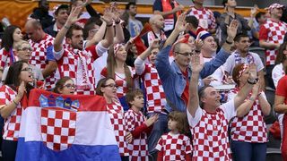 Katar – 24. svjetsko rukometno prvenstvo, osmina finala, Hrvatska – Brazil 26-25. Hrvatski navijaci. Photo: Goran Stanzl/PIXSEL