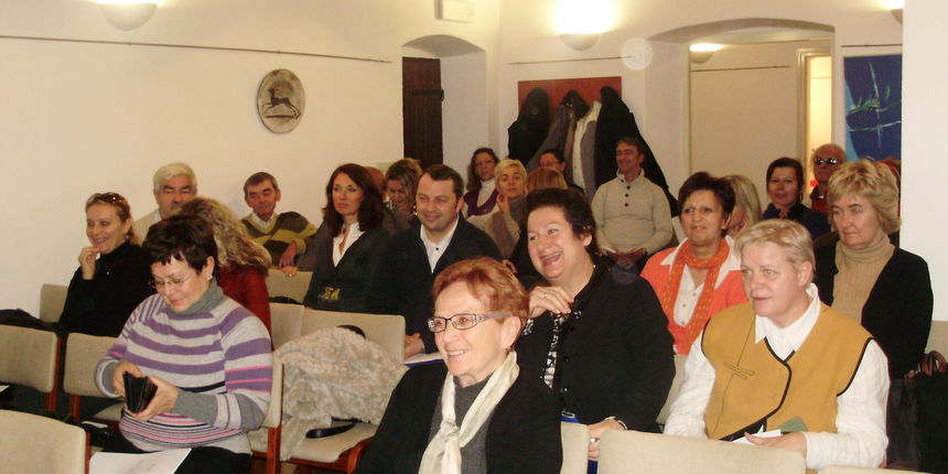 OLYMPUS DIGITAL CAMERA OLYMPUS DIGITAL CAMERA