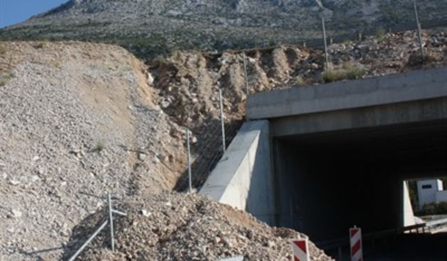 Tona šljunka, foto: Jure Divić/tportal.hr