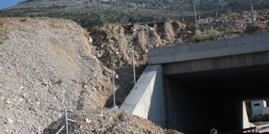 Tona šljunka, foto: Jure Divić/tportal.hr