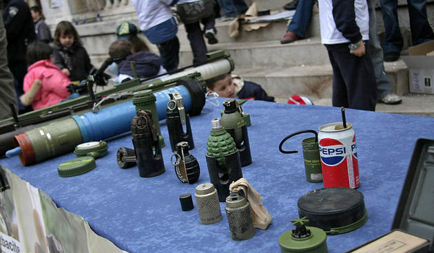 Izbacite uljeza – Akcija Manje oruzja – manje tragedija