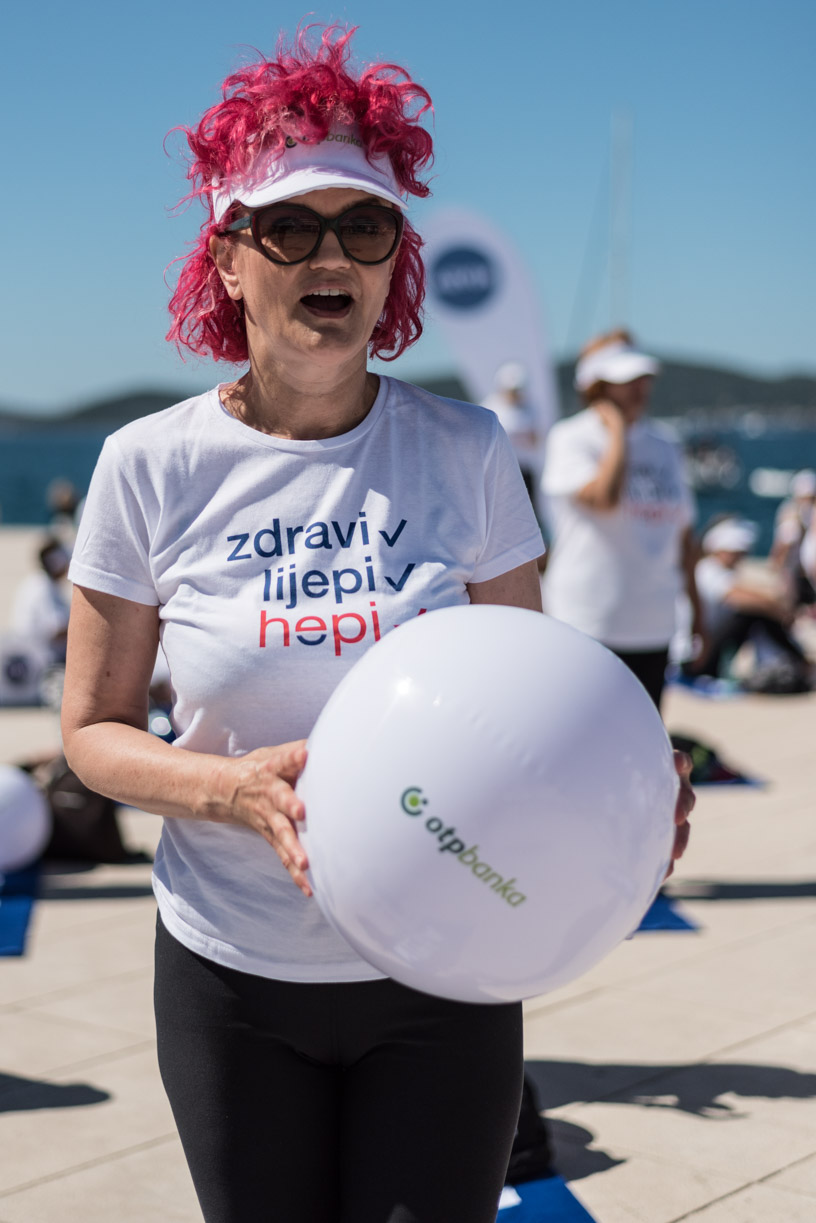 Stotinu vježbača na jutarnjem treningu Aktivne Hrvatske pozdravilo sunce Stotinu vježbača na jutarnjem treningu Aktivne Hrvatske pozdravilo sunce