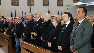 Kolonom sjećanja i polaganjem vijenaca obilježena 23. obljetnica stradanja Škabrnje, Foto: Filip Brala/PIXSELL Kolonom sjećanja i polaganjem vijenaca obilježena 23. obljetnica stradanja Škabrnje, Foto: Filip Brala/PIXSELL